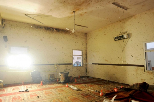 15 Orang tewas dalam serangan bom bunuh diri di masjid Arab Saudi