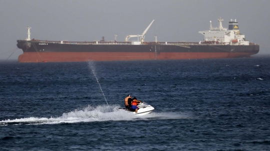 Manuver jet tempur Mesir ramaikan pembukaan Terusan Suez baru
