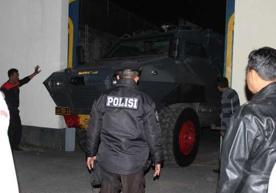 Suasana genting pemindahan 9 napi teroris dari Lapas Lowokwaru