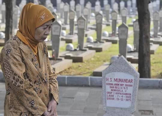 Sambut Hari Veteran, ratusan mantan pejuang ziarah di TMP Kalibata