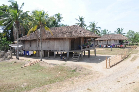 Melihat gaya kuno rumah adat Lampung di Negara Batin