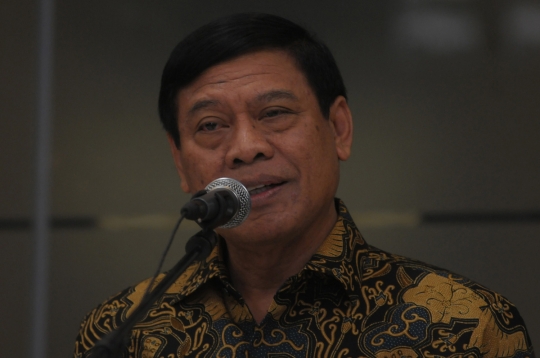 Sertijab Menko Polhukam, Luhut dan Tedjo kompak berbatik cokelat