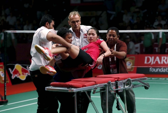 Pebulu tangkis Thailand cedera hadapi Lindaweni Fanetri