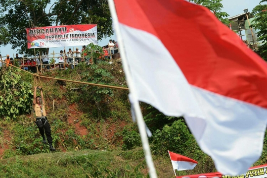 Serunya lomba-lomba yang dimainkan di Pesta Rakyat Ciliwung