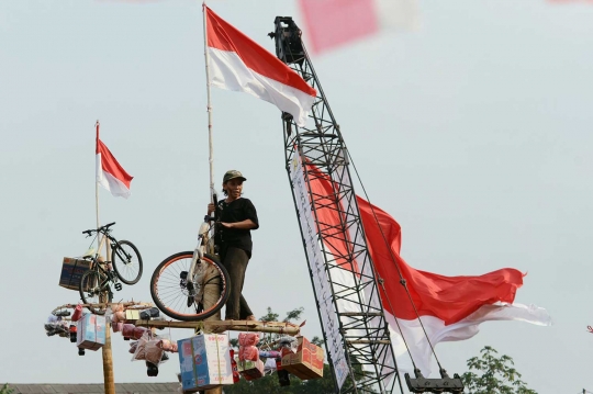 Serunya lomba-lomba yang dimainkan di Pesta Rakyat Ciliwung