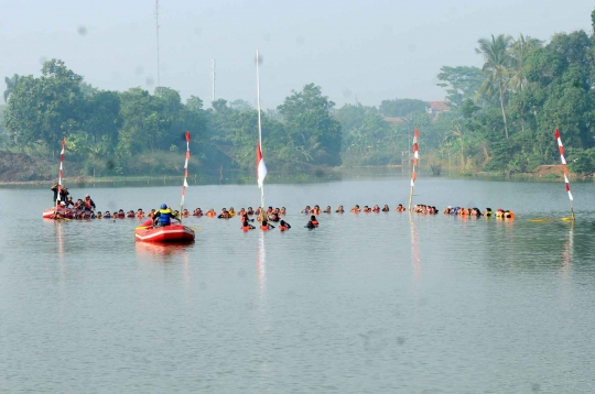 HUT Kemerdekaan RI ke-70, para pecinta alam gelar upacara di danau