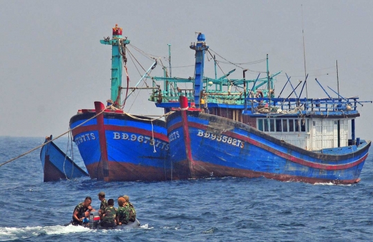 Aksi TNI AL ledakan kapal asing ilegal asal Malaysia