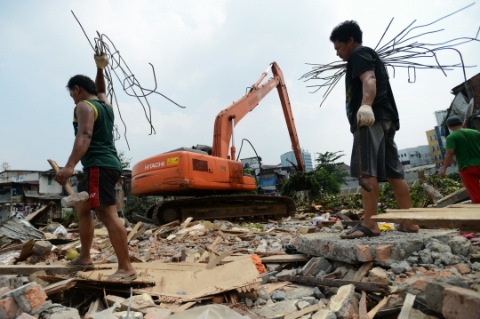 Penggusuran Kampung Pulo tahap dua berlangsung kondusif