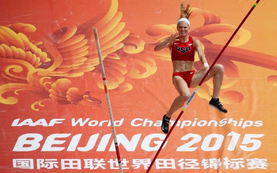 Gaya para atlet lompat galah cantik di IAAF World Championships