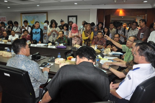 Menteri Rizal Ramli gelar rakor bahas dwelling time Tanjung Priok