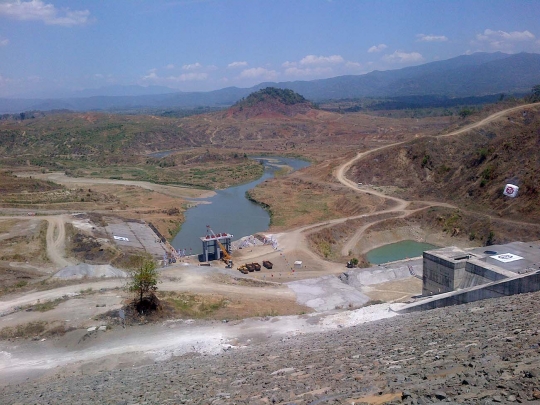 Jatigede, waduk terbesar kedua di Indonesia mulai diisi air