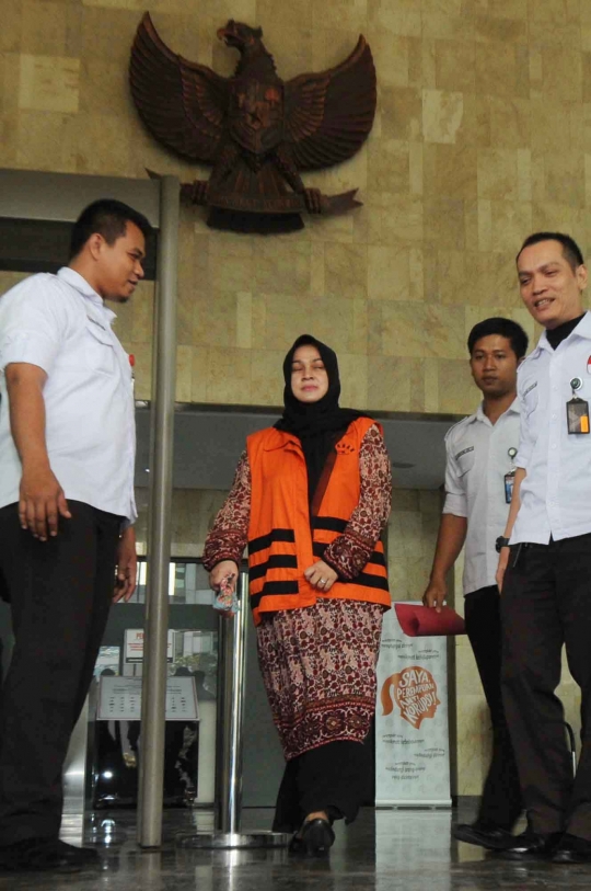 Istri muda Gubernur Sumut usai diperiksa KPK terkait PTUN Medan