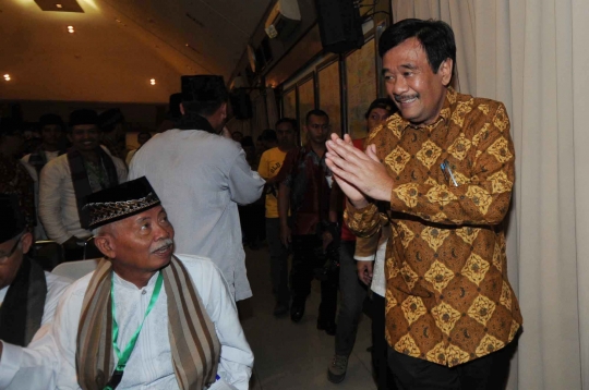 Hadiri pembukaan musyawarah LDII, Wagub Djarot dihadiahi karikatur