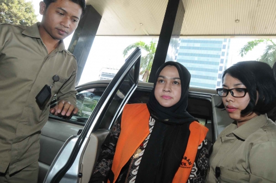 Istri muda Gubernur Gatot Pujo kembali diperiksa KPK