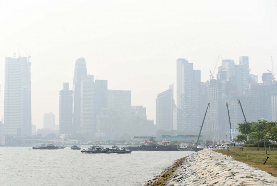 Kabut asap kebakaran hutan Sumatera sampai ke Singapura