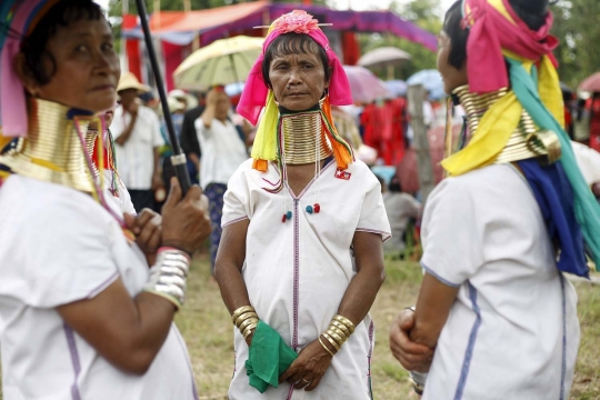Wanita Suku Kayan hadiri kampanye politik Myanmar