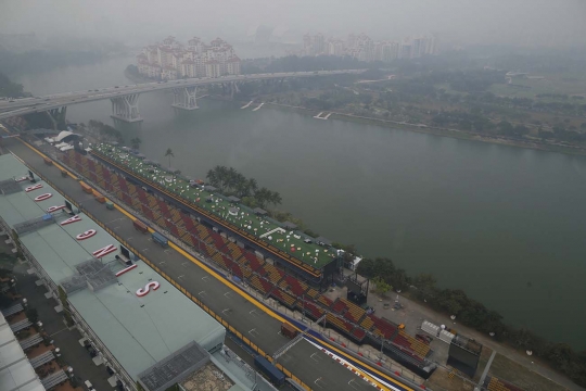 Dikepung kabut asap, Singapura tetap gelar balapan F1