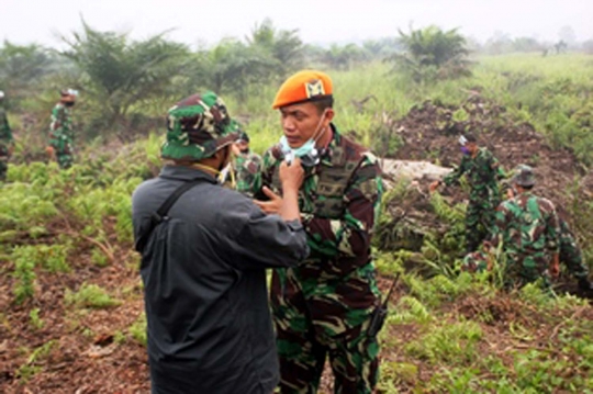 Aksi Paskhas atasi kabut asap di Pekanbaru