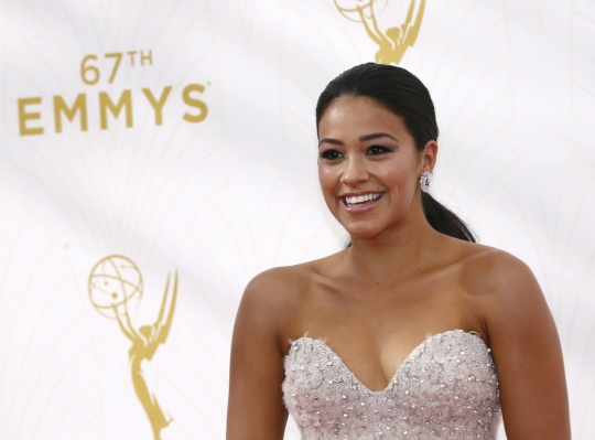 Yang cantik-cantik di Primetime Emmy Awards 2015