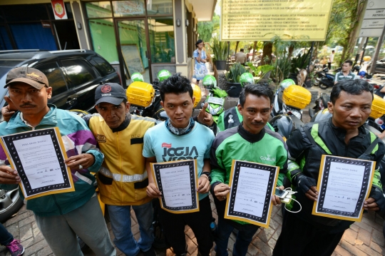 Ojek online dan pangkalan resmi berdamai