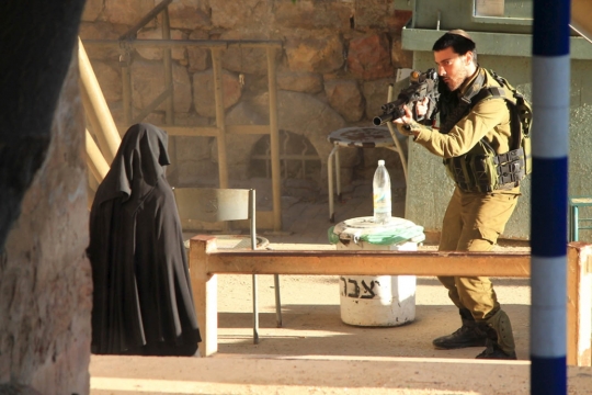 Aksi kejam tentara Israel tembak wanita Palestina bercadar