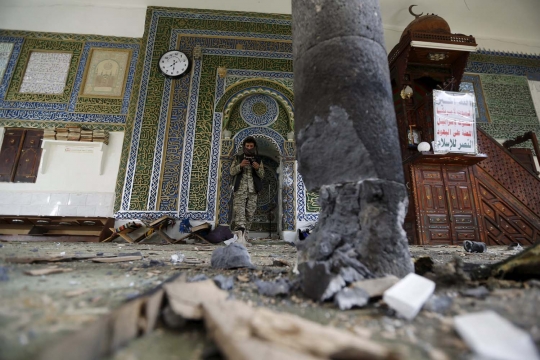 Serangan bom hantam masjid di Yaman, 29 jemaah salat Id tewas