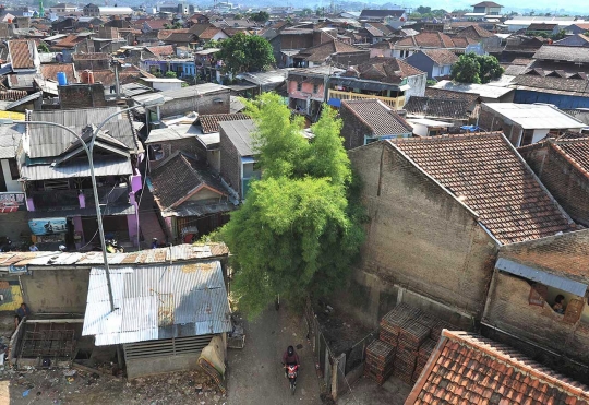 Ini kampung di Bandung yang jadi salah satu terpadat di dunia