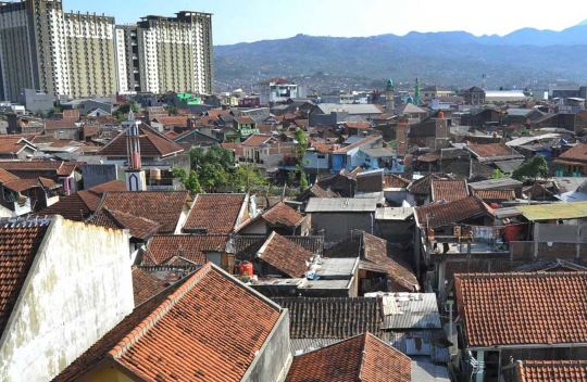 Ini kampung di Bandung yang jadi salah satu terpadat di dunia