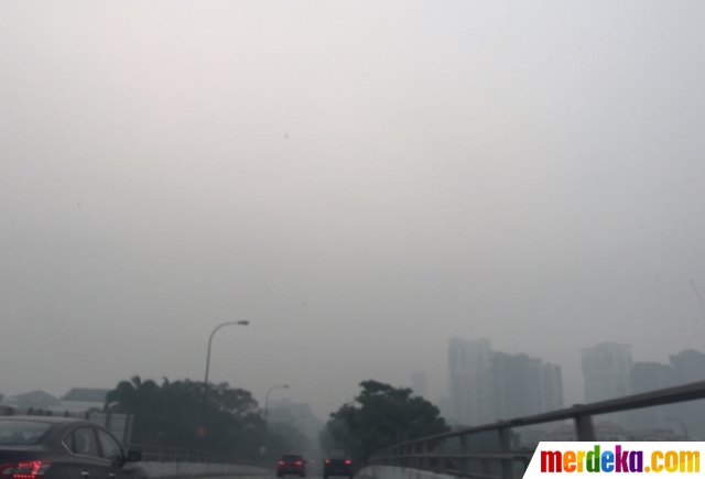 Foto : Tak peduli kabut asap, warga Singapura antusias 