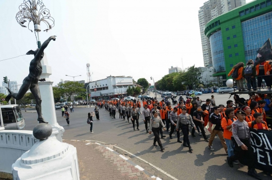 Puluhan mahasiswa gelar demo peringati 16 tahun tragedi Semanggi