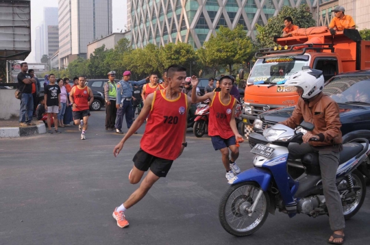 12 Ribu peserta ramaikan lomba lari HUT ke-70 TNI