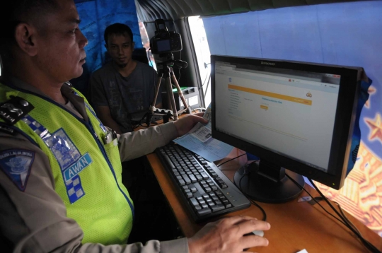 Mudahnya perpanjang SIM via online