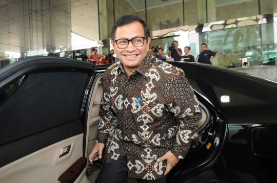 Seskab Pramono Anung serahkan LHKPN ke KPK