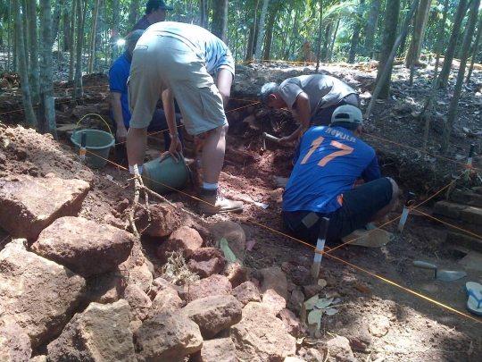 Ini candi diduga peninggalan Mataram kuno abad ke-10