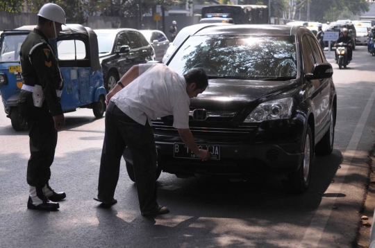 Polisi Militer gelar razia kendaraan TNI di Tugu Proklamasi