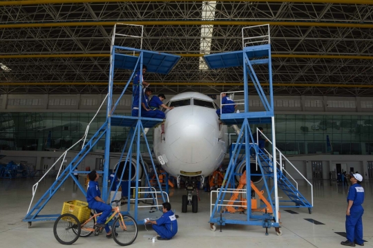 Intip perbaikan & pencucian pesawat di hanggar baru Garuda Indonesia