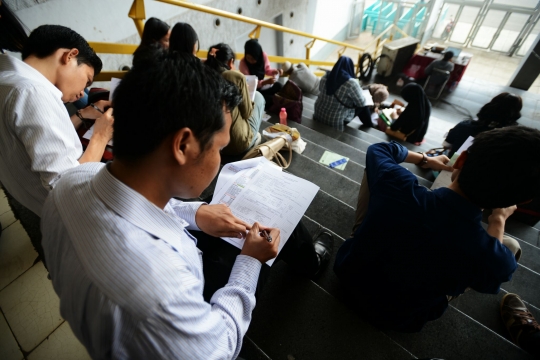 Geliat pencari kerja serbu Job For Career 2015