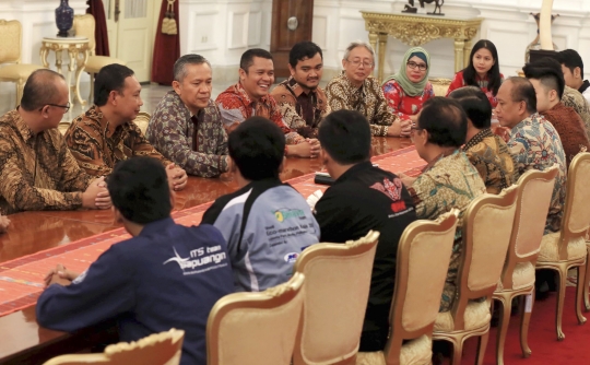 Presiden Jokowi terima kunjungan tim Shell Eco-Marathon Indonesia