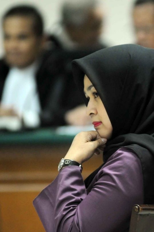 Kesaksian istri muda Gubernur Gatot di sidang OC Kaligis