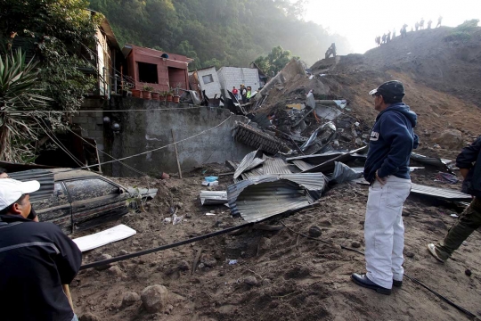 40 Rumah tertimbun tanah longsor di Guatemala