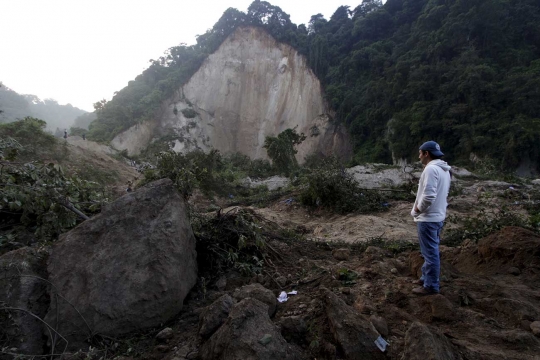 40 Rumah tertimbun tanah longsor di Guatemala