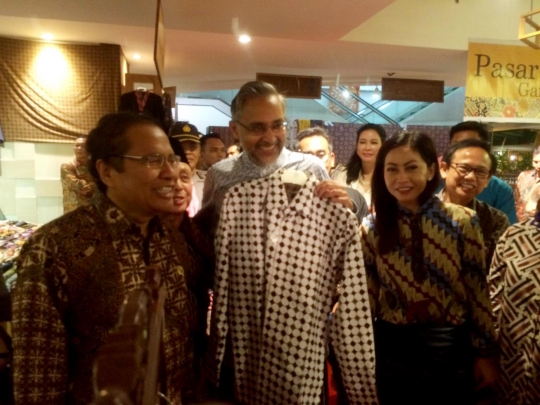 Rizal Ramli resmikan Tribute to Batik 2015