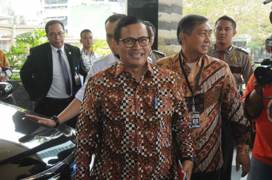 Usai Basrief Arief, Menteri Sekretaris Kabinet datangi KPK