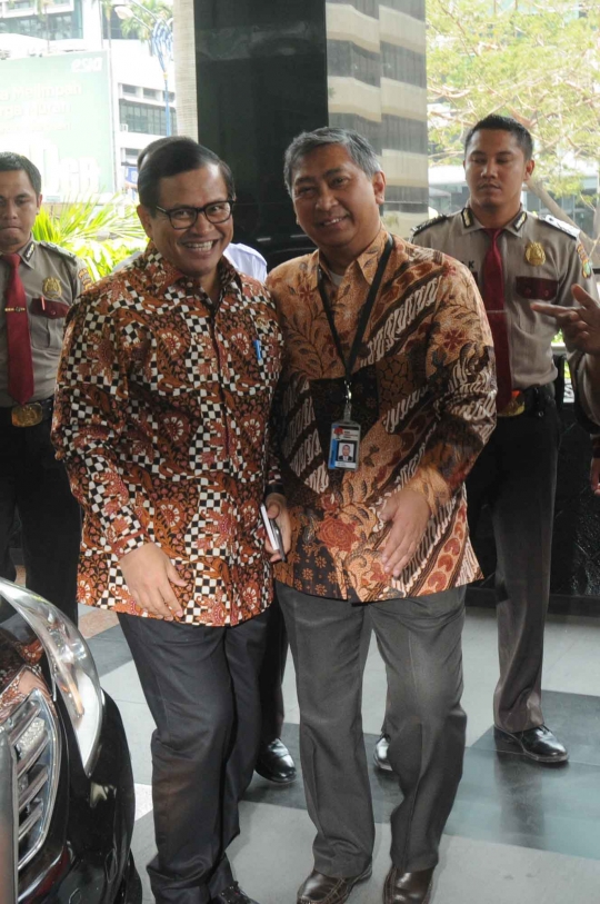 Usai Basrief Arief, Menteri Sekretaris Kabinet datangi KPK