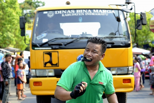 Luar biasa, pria asal Bandung ini punya gigi berkekuatan super