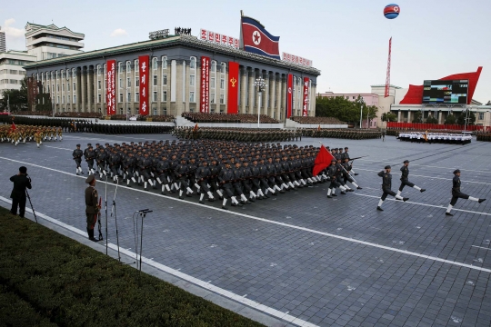 Korea Utara pamer kekuatan militer di HUT ke-70 Partai Pekerja