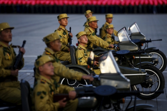 Korea Utara pamer kekuatan militer di HUT ke-70 Partai Pekerja