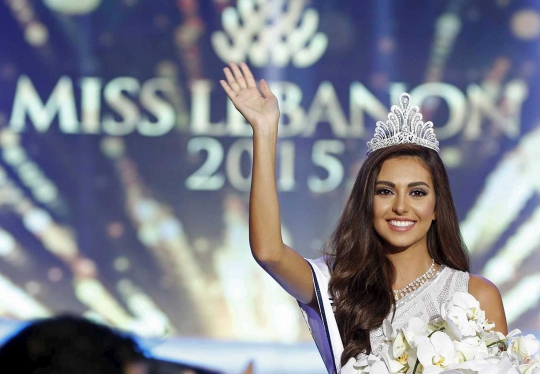 Cantiknya Valerie Abou Chacra, peraih mahkota Miss Lebanon 2015