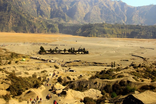 Menjelajahi padang pasir Bromo