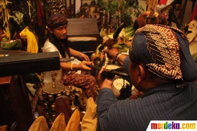 Foto : Mengintip prosesi jamasan pusaka Nusantara jelang 1 